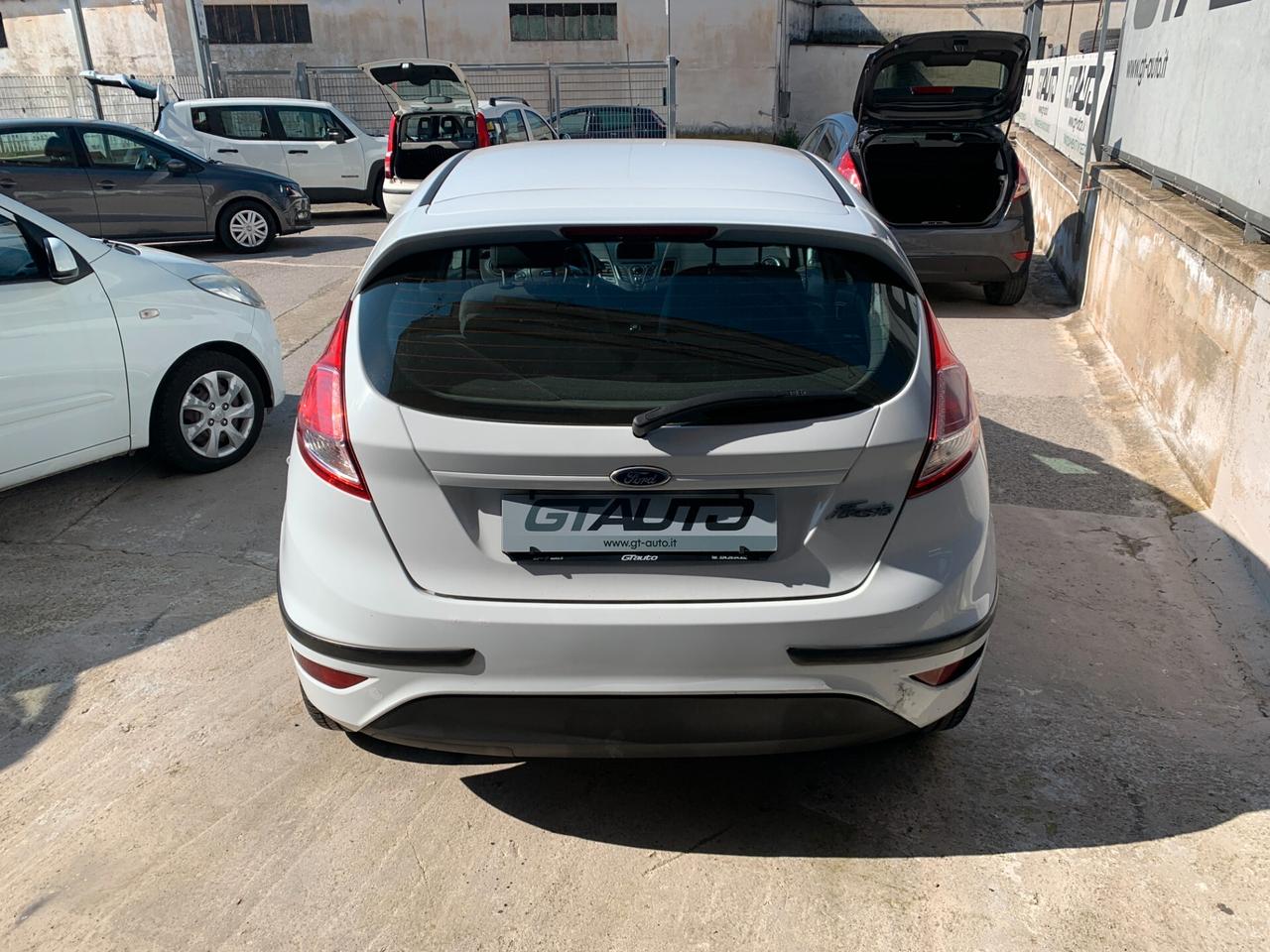 Ford Fiesta 1.5 TDCi 75CV 5P 96.00Km