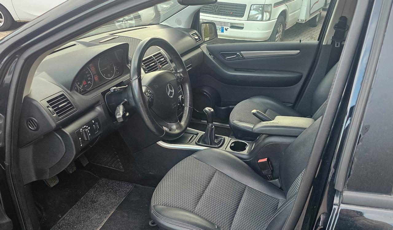 Mercedes-benz A 180 CDI Avantgarde Neopatentati