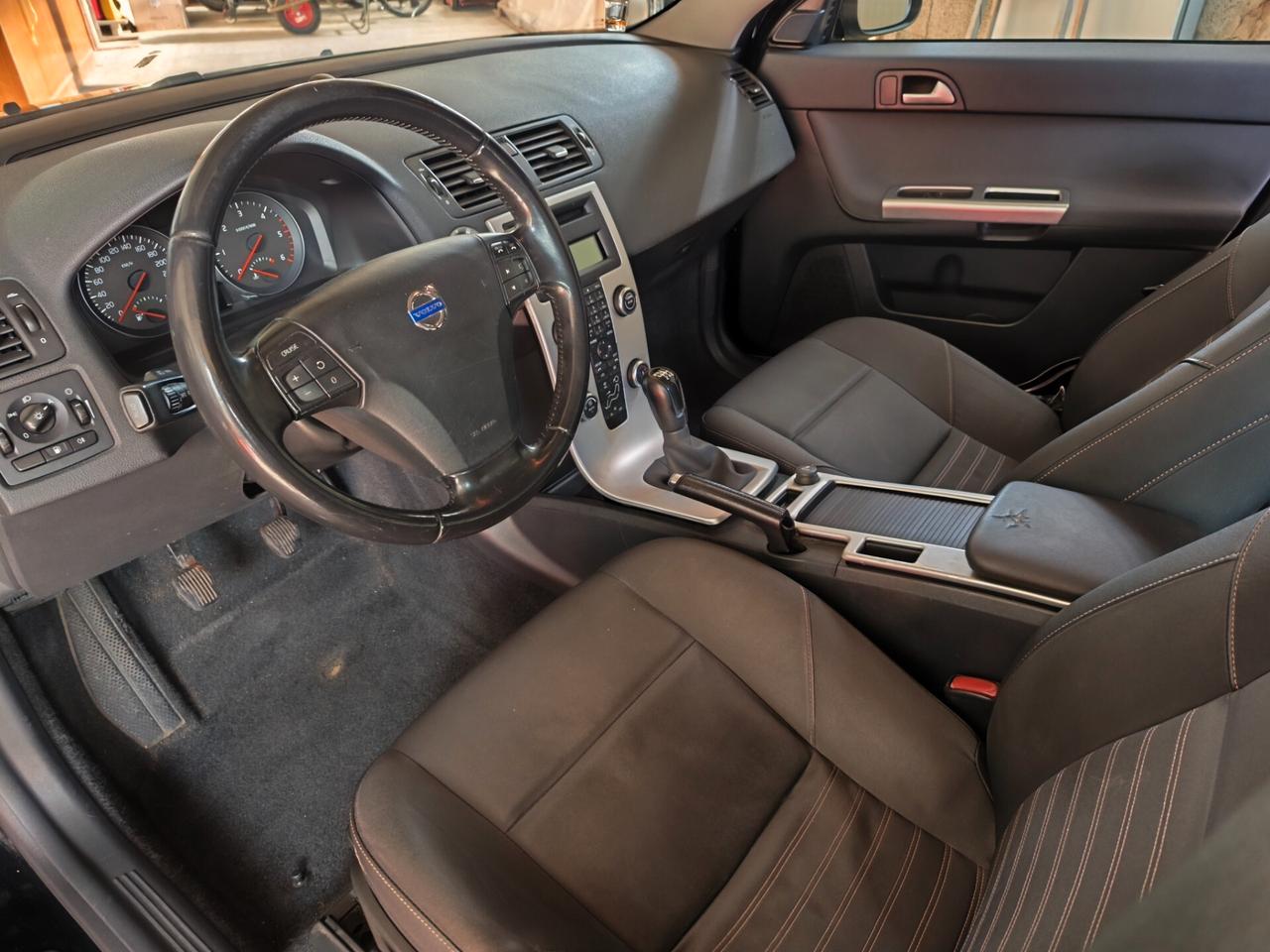 Volvo V50 D2 POLAR