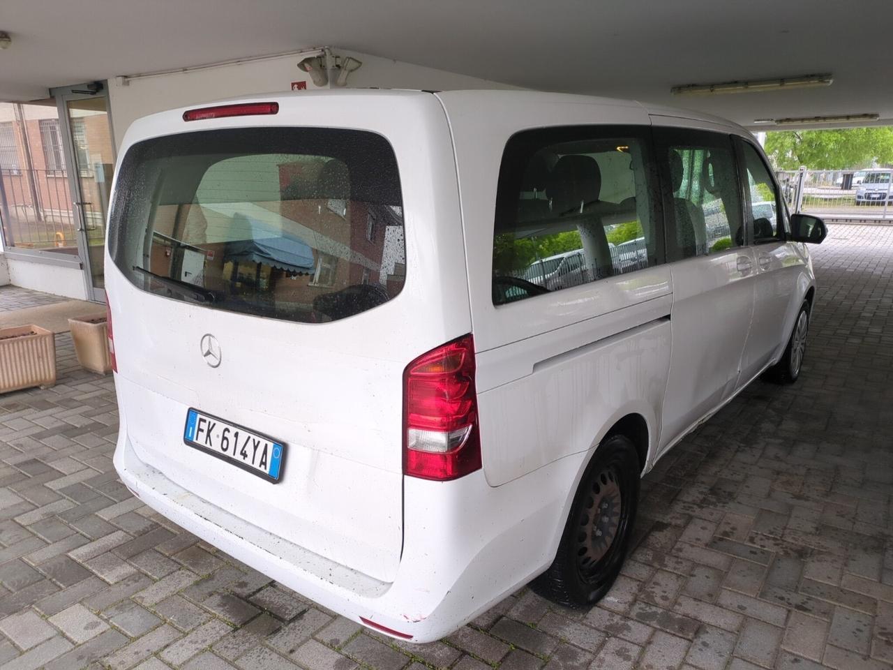 Mercedes-benz V 220 d 4Matic Executive Extralong