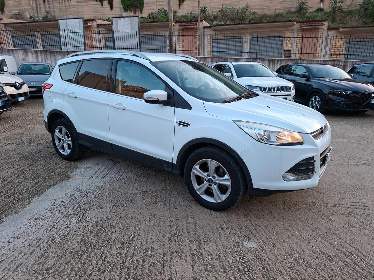 Ford Kuga 2.0 TDCI 120 CV S&S 2WD Plus