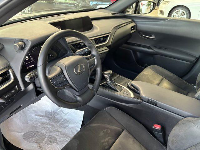 LEXUS UX Full Electric UX Hybrid Business