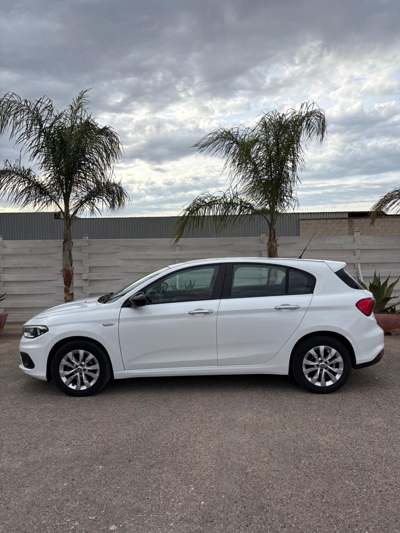Fiat Tipo 1.3 Mjt con 108.000 km unico proprietario