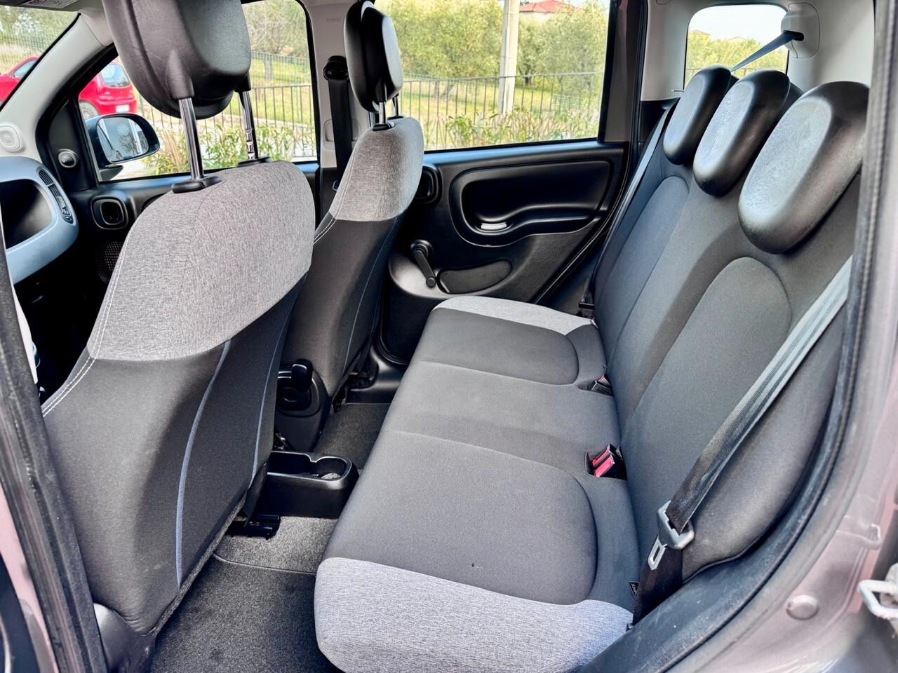 Fiat Panda 1.0 FireFly S&S Hybrid City Life da 120 euro al mese