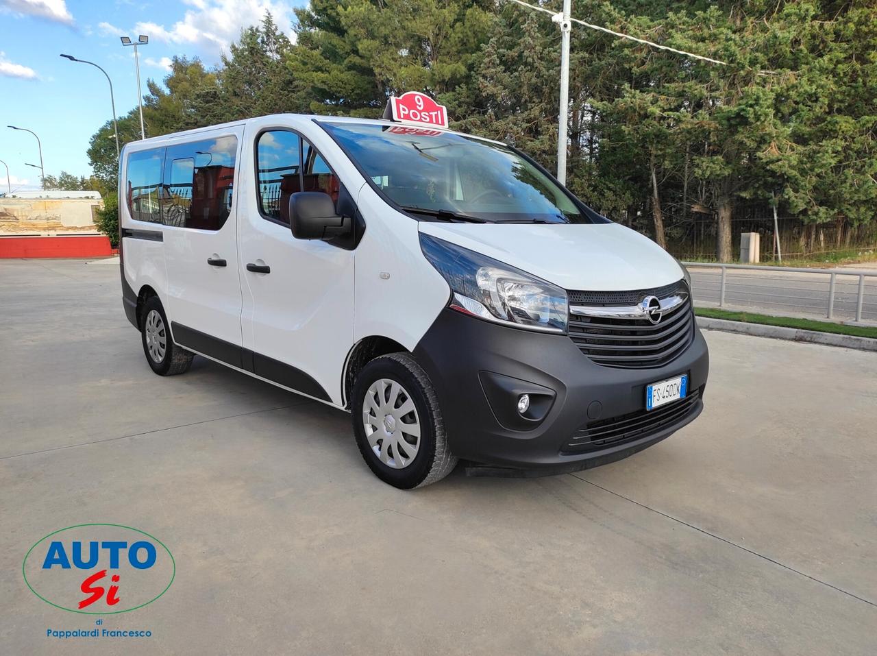 Opel Vivaro 27 - 1.6 Biturbo Diesel 145cv 9 POSTI