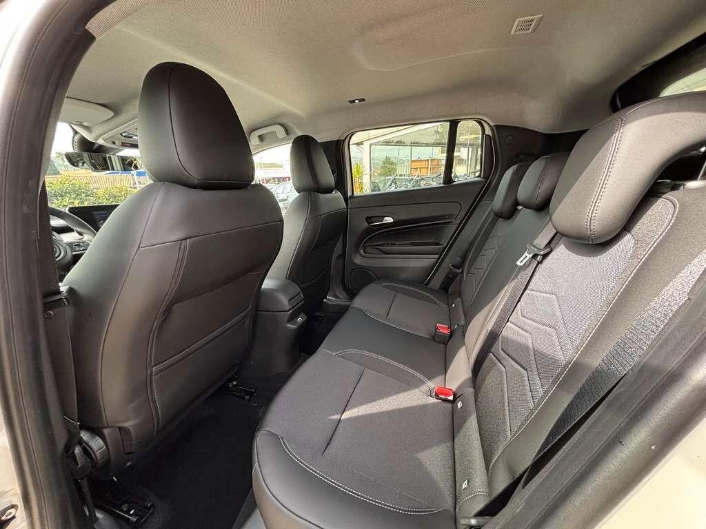 Jeep Avenger 1.2 Turbo 110 CV MHEV Summit automatica a 279 euro al mese