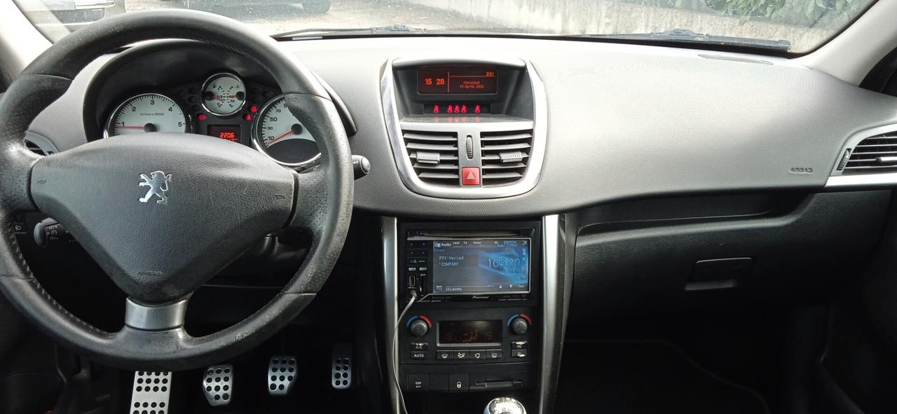 Peugeot 207 1.6 8V HDi 112CV 3p. Allure