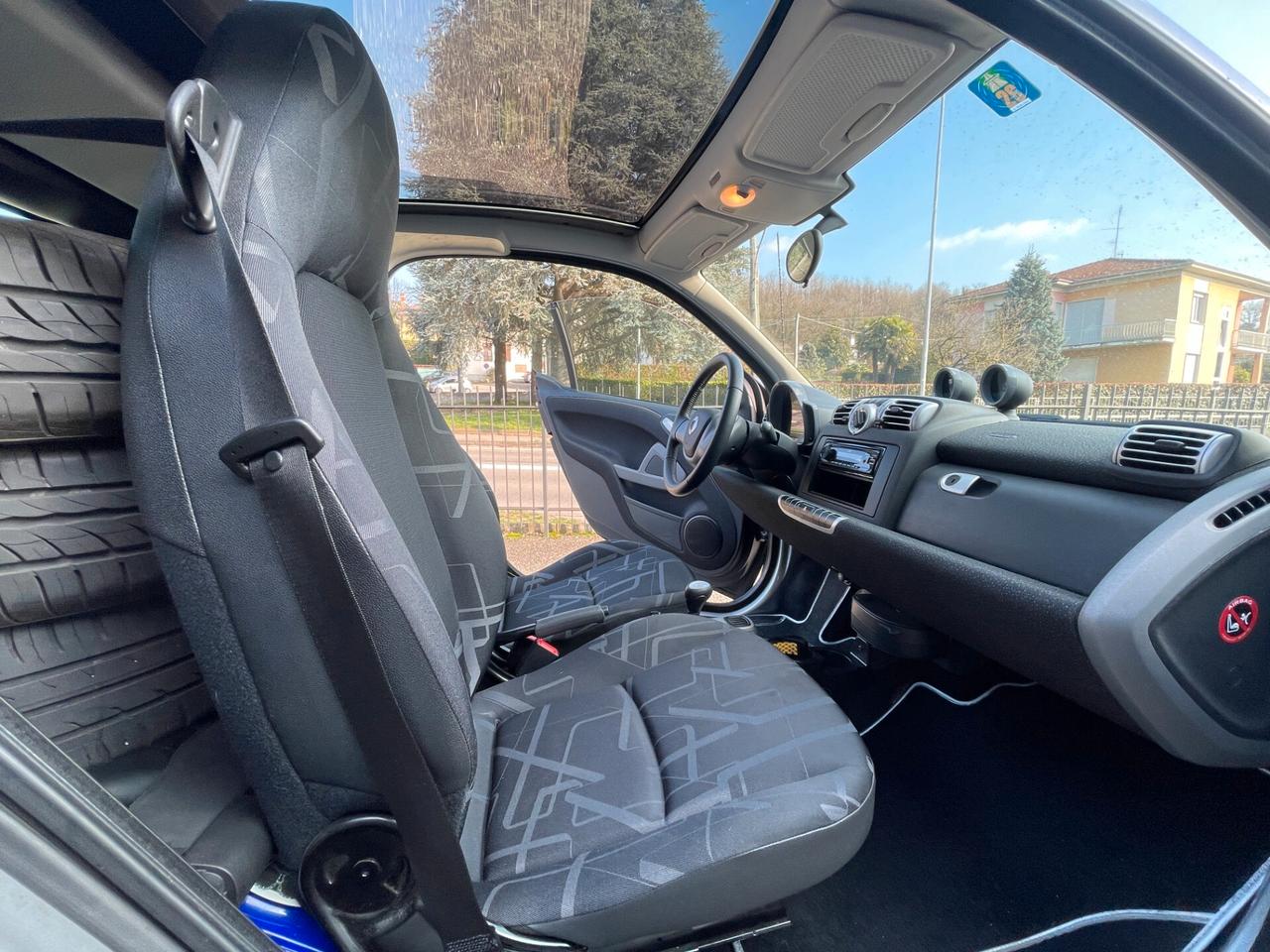 Smart ForTwo 1000 52 kW MHD coupé passion