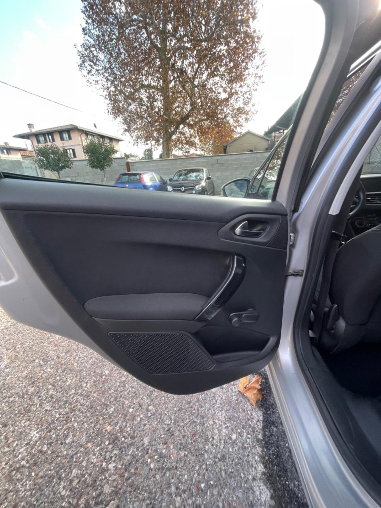 Peugeot 208 1.4 VTi 95 CV 3p. Allure