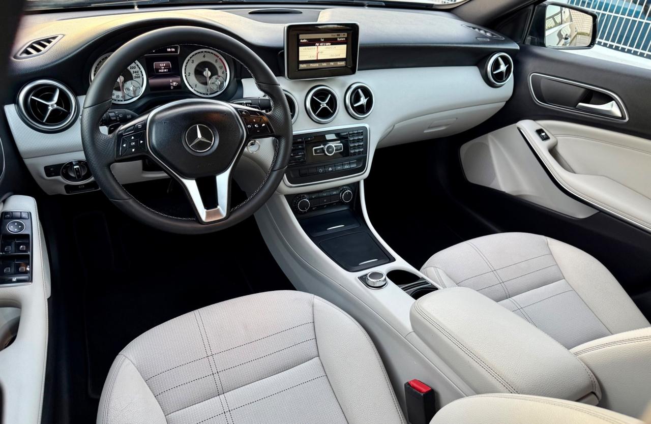 Mercedes-benz A 220 CDI Automatic 4Matic Premium