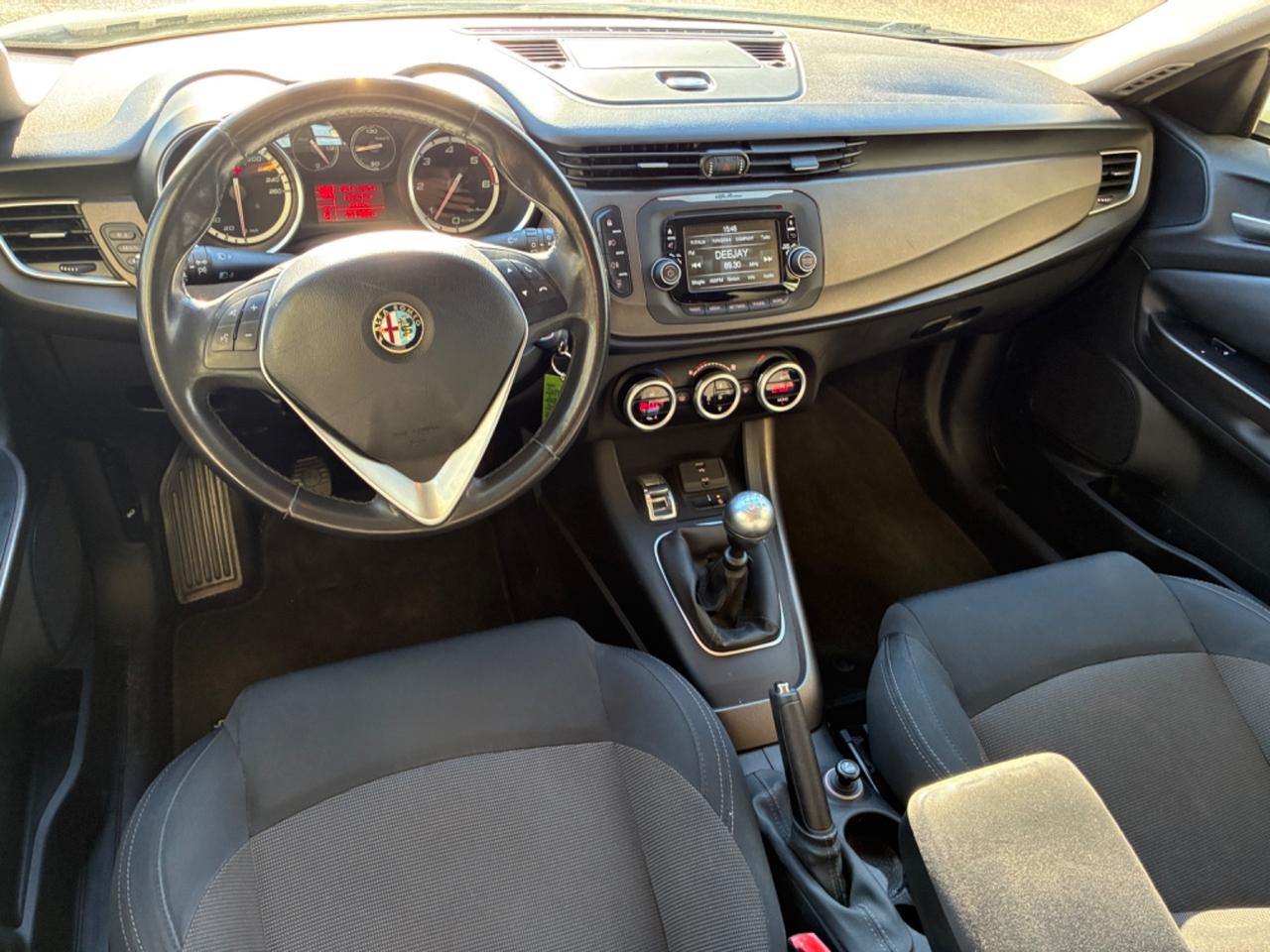 Alfa Romeo Giulietta 16 JTDm-2 105 cv Distinctive