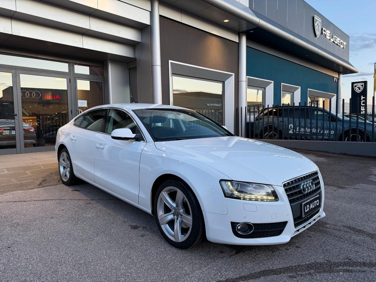 Audi A5 SPB 2.0 TDI 143 CV DISTRIBUZIONE OK