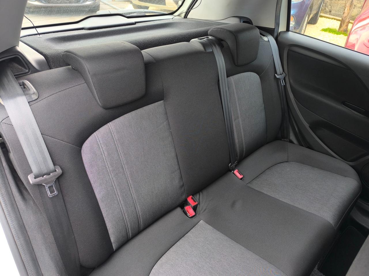 Fiat Punto 1.2 8V 5 porte Young