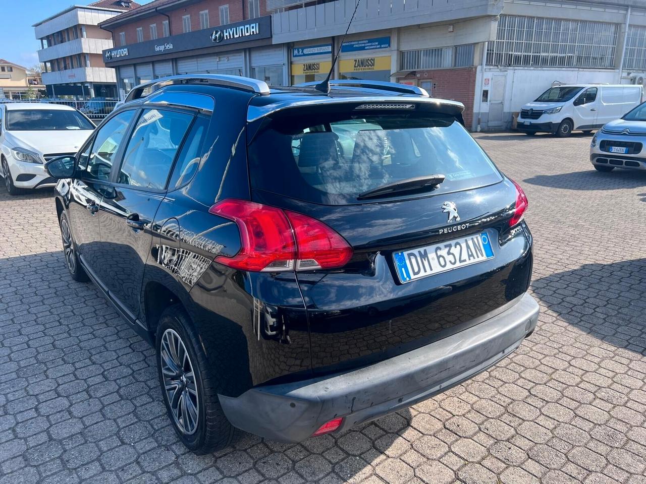 Peugeot 2008 1.2 VTi 82CV Allure