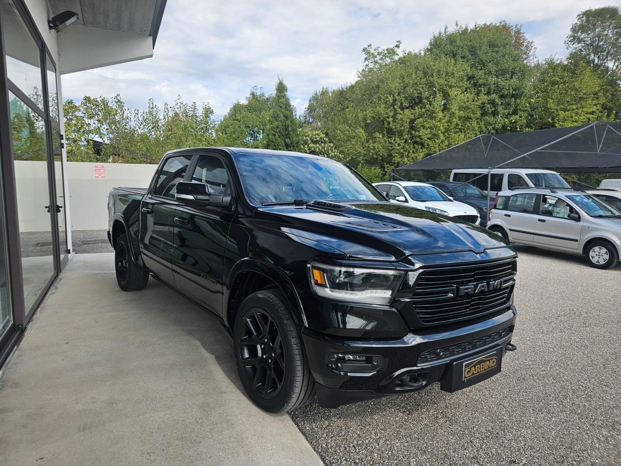 Dodge RAM 1500 5.7 GPL V8 Laramie Night ** NO IVA ESPOSTA **