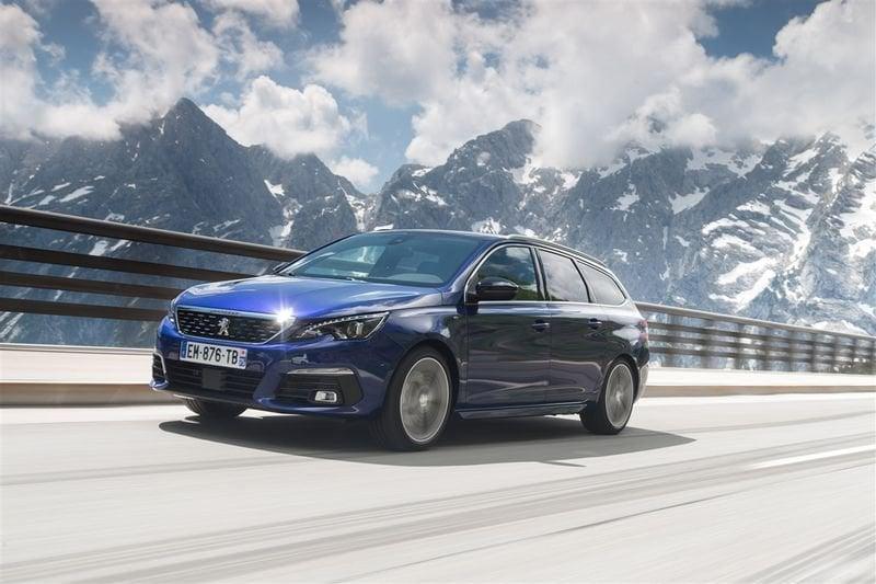 Peugeot 308 II 2018 SW SW 1.5 bluehdi Allure s&s 130cv