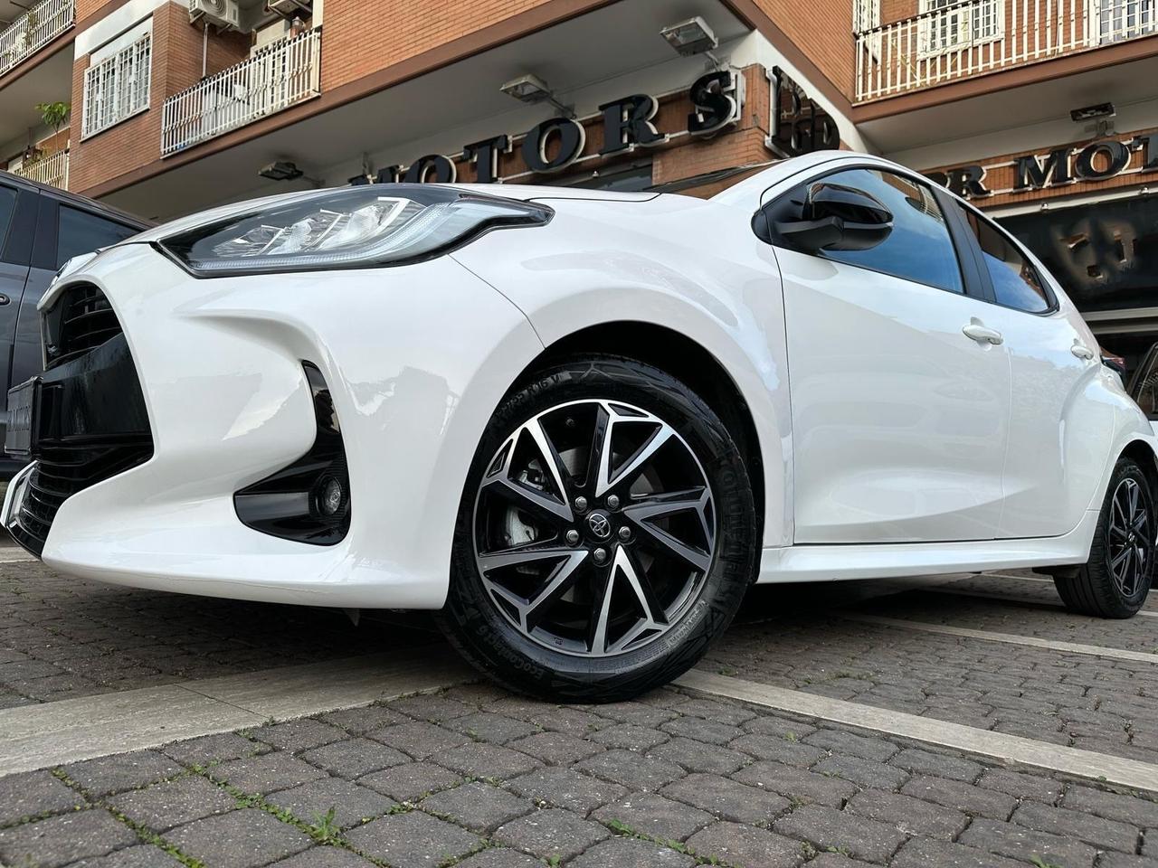 Toyota Yaris 1.5 Hybrid Lounge - COME NUOVA - UNIPRO’ !!