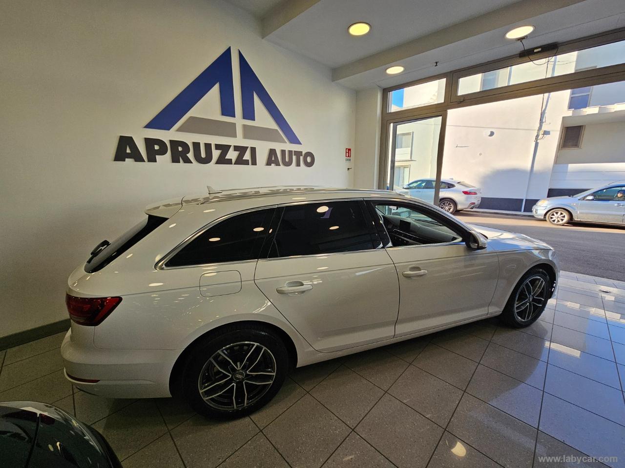 AUDI A4 Avant 2.0 TDI 150CV S tr. Bus. Sport