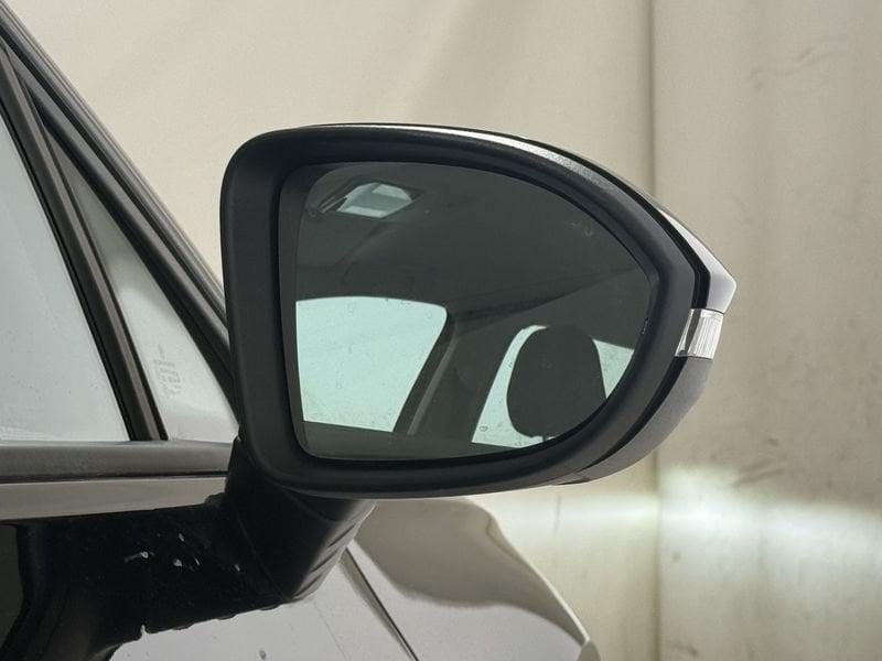 Volkswagen Golf Variant 2.0 TDI SCR 85kW Life DSG