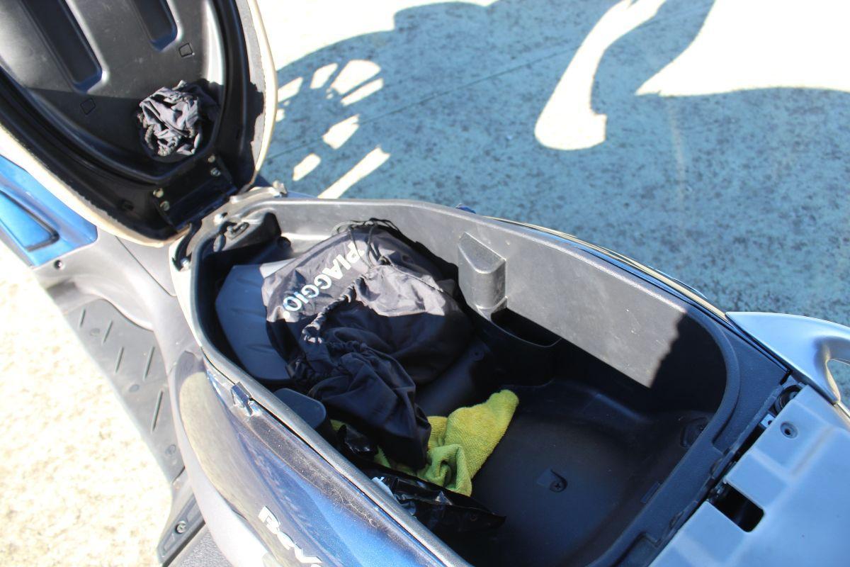 Piaggio - Beverly 400 - i.e.