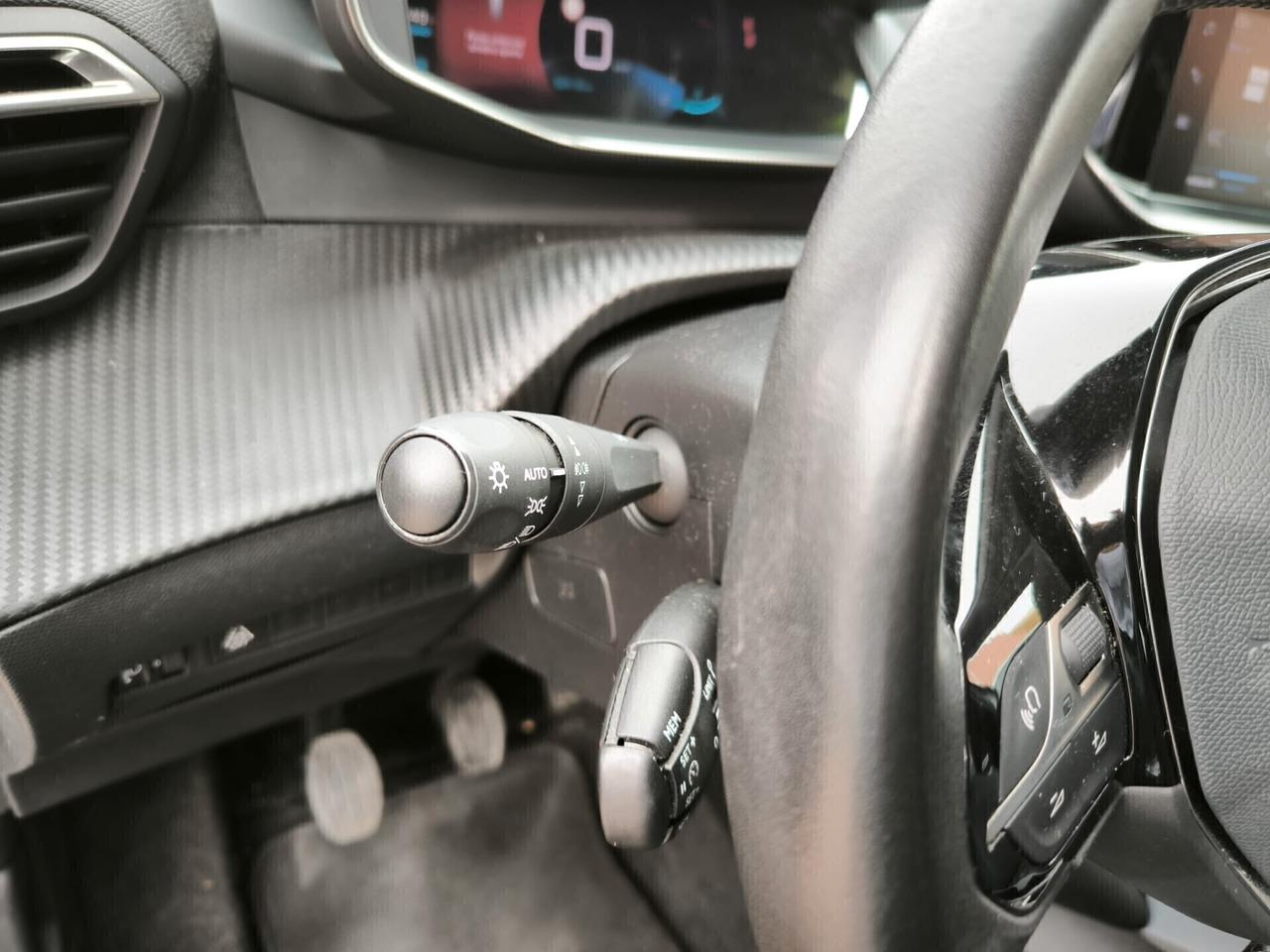 Peugeot 2008 PureTech Turbo 130 S&S Allure