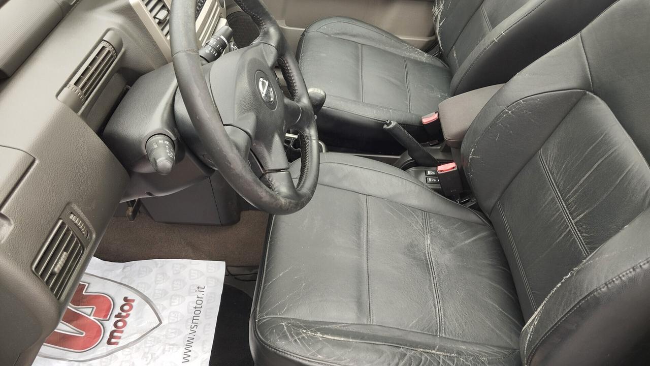 NISSAN X-TRAIL 2.2 TDI 2004