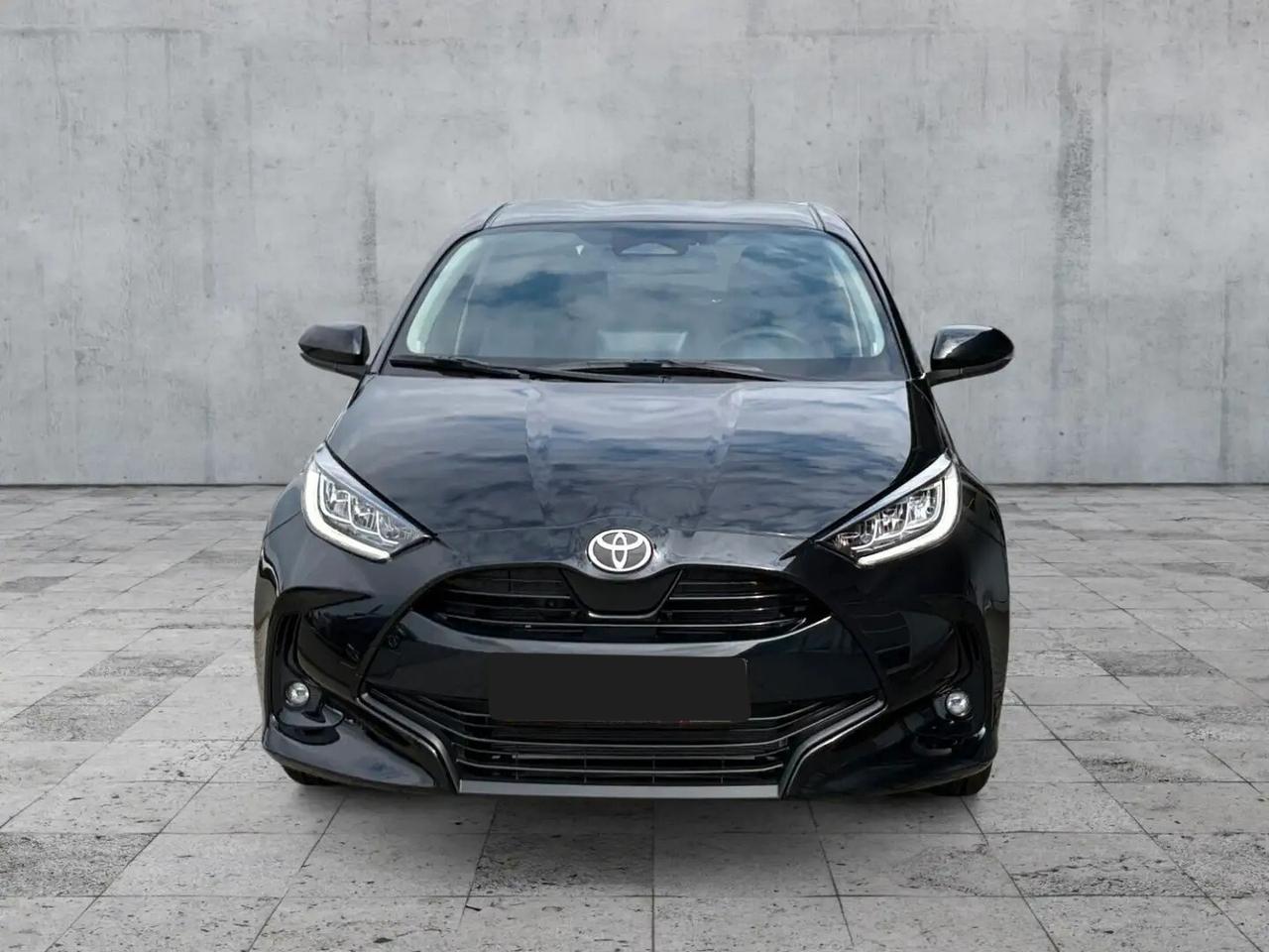 Toyota Yaris 1.5 hev icon teamplayer *sed.risc*vol.risc*