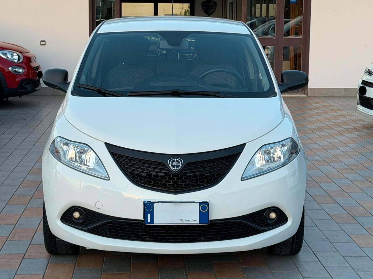 Lancia Ypsilon 1.2 69 cv. ELEFANTINO BLU