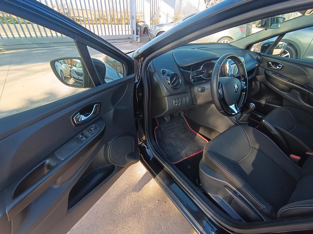 Renault Clio Sporter 1.5 dCi 8V 75CV Costume National