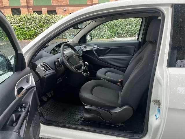 Lancia Ypsilon Ypsilon 1.2 8v Elle 69cv