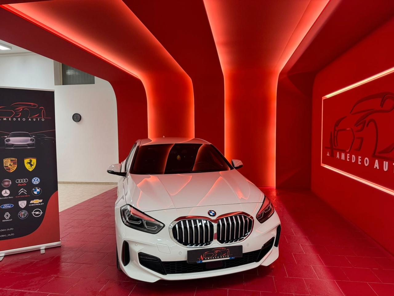 Bmw 118 116d 5p. Msport