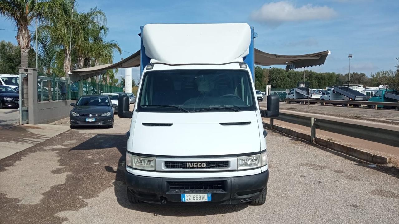 Iveco Daily 35S12 - 2006 - tende laterali e scaffalatura