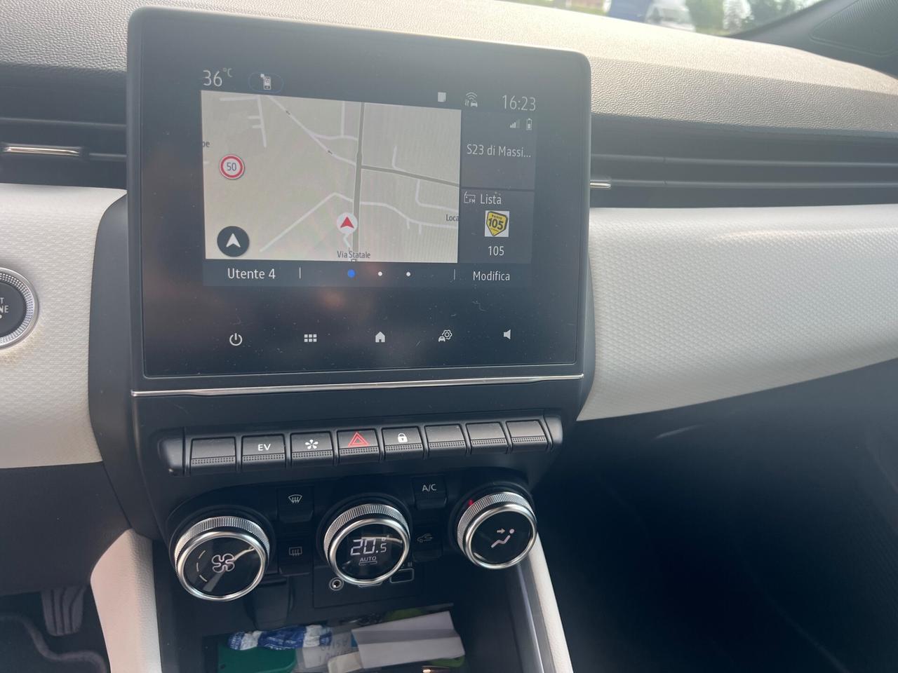 Renault Clio Full Hybrid E-Tech 145 CV 5 porte Evolution