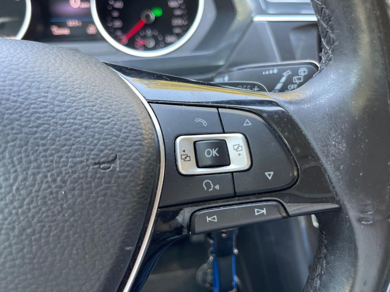 Volkswagen Tiguan Business 2.0 TDI #6539
