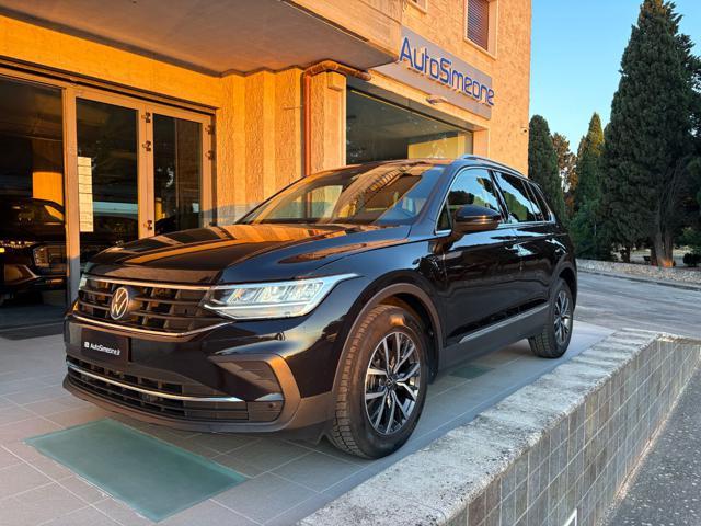 VOLKSWAGEN Tiguan 2.0 TDI 150 CV SCR DSG Life