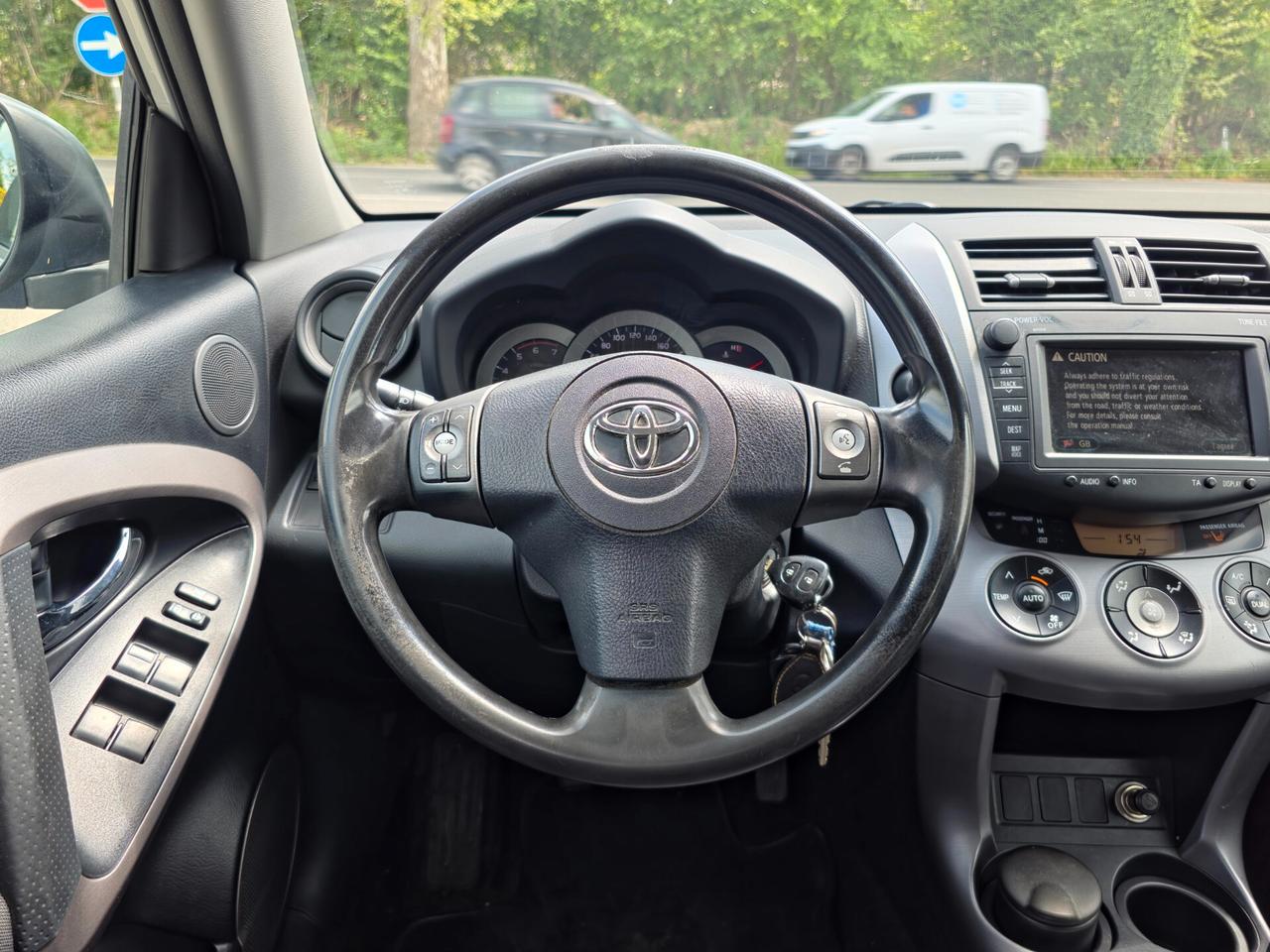 Toyota RAV 4 RAV4 2.2 D-4D 136 CV DPF Luxury 2009-E4 Manuale NEO