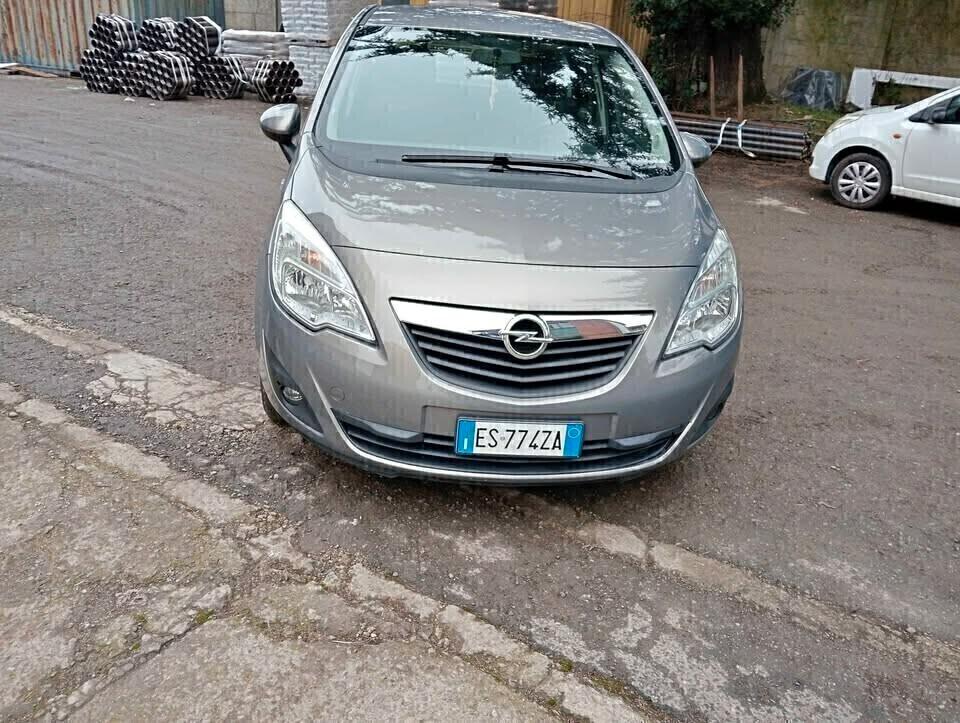 Opel Meriva 1.3 CDTI 95CV ecoFLEX Cosmo