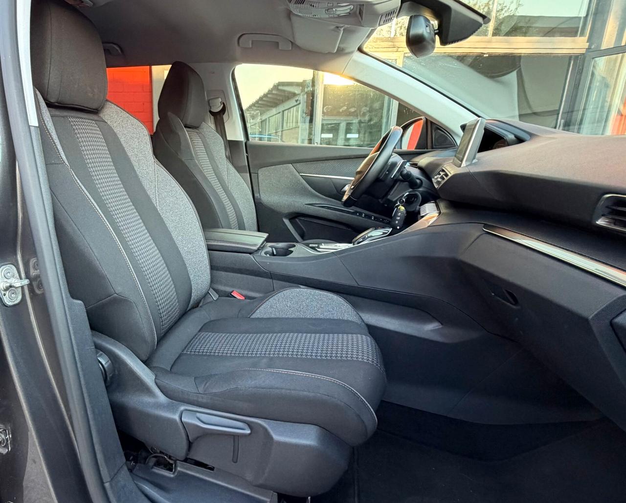 Peugeot 5008 BlueHDi 130 S&S EAT8 Allure