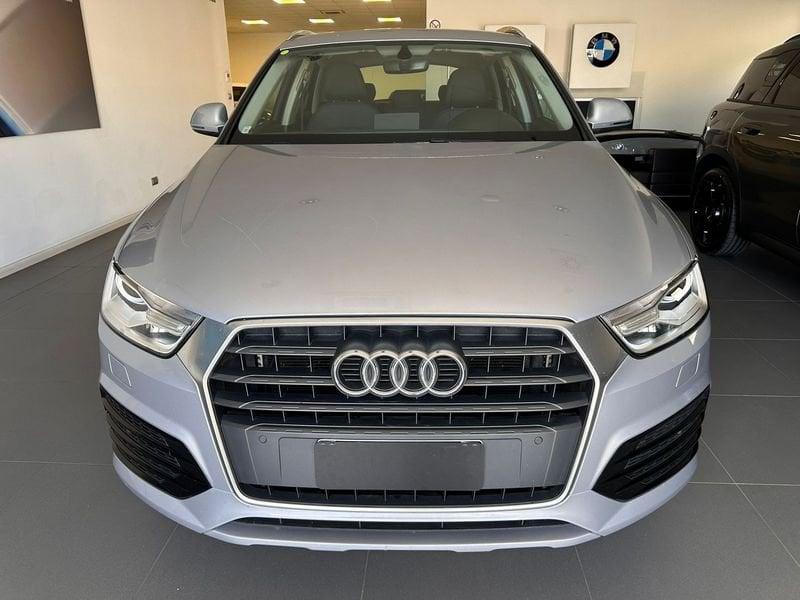 Audi Q3 2.0 tdi Sport 120cv