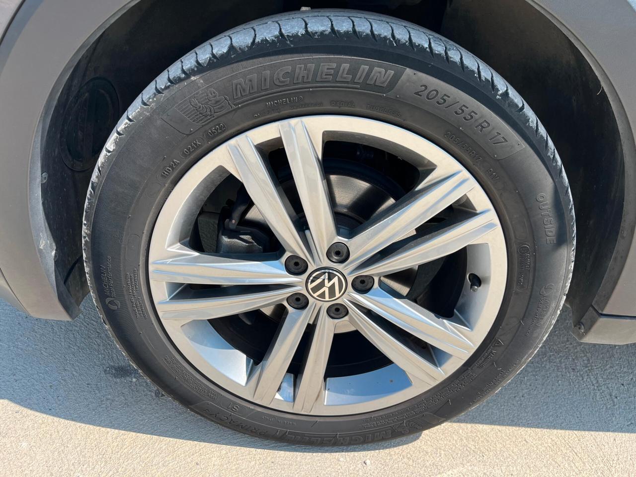 Volkswagen T-Cross 1.0 TSI 110 CV DSG Advanced