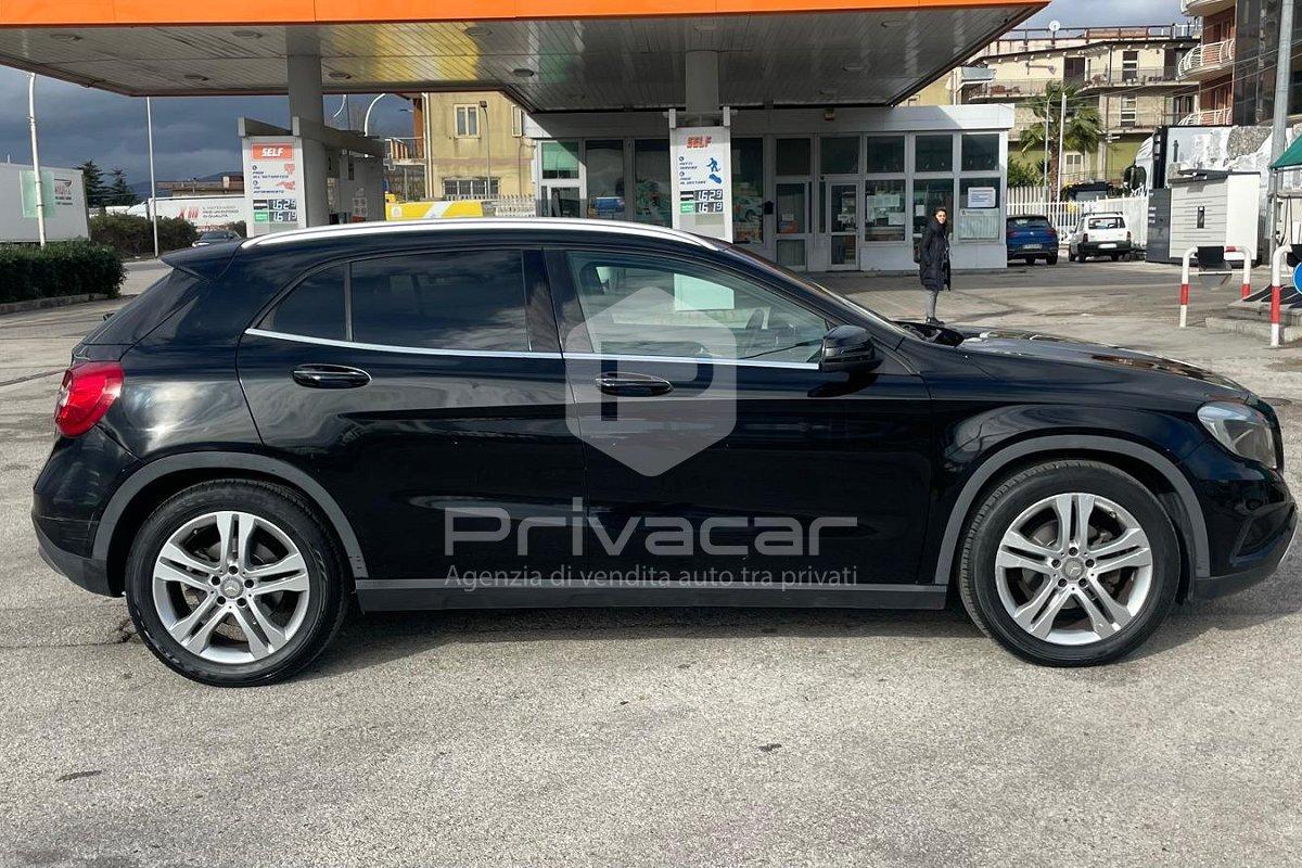 MERCEDES GLA 200 CDI Premium