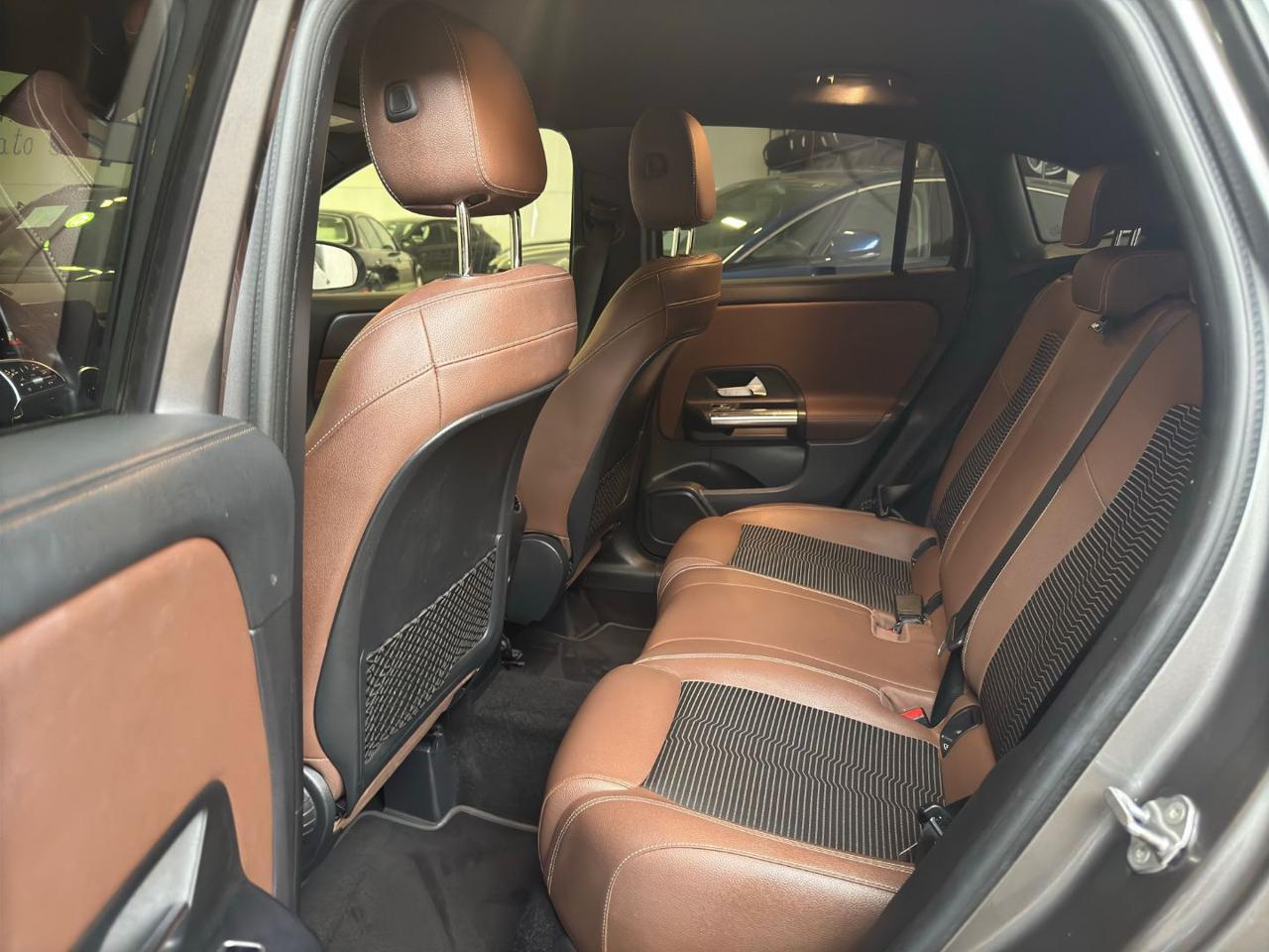 MERCEDES-BENZ GLA 200 d Automatic Sport Plus