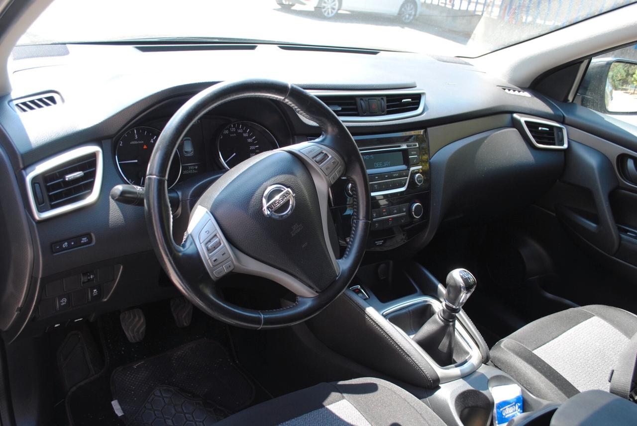 Nissan Qashqai 1.5 dCi Visia