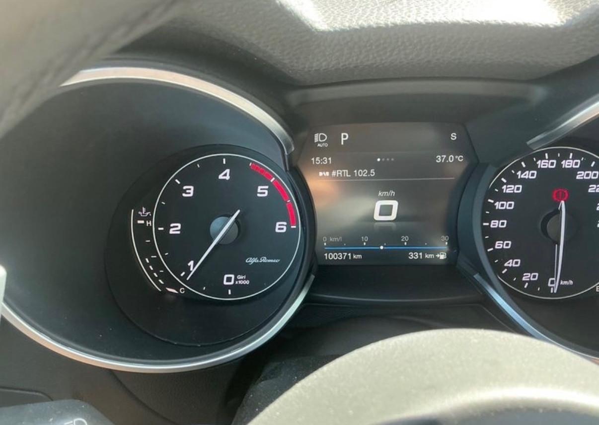Alfa Romeo Stelvio 2.2 Turbodiesel 210 CV AT8 Q4 Executive