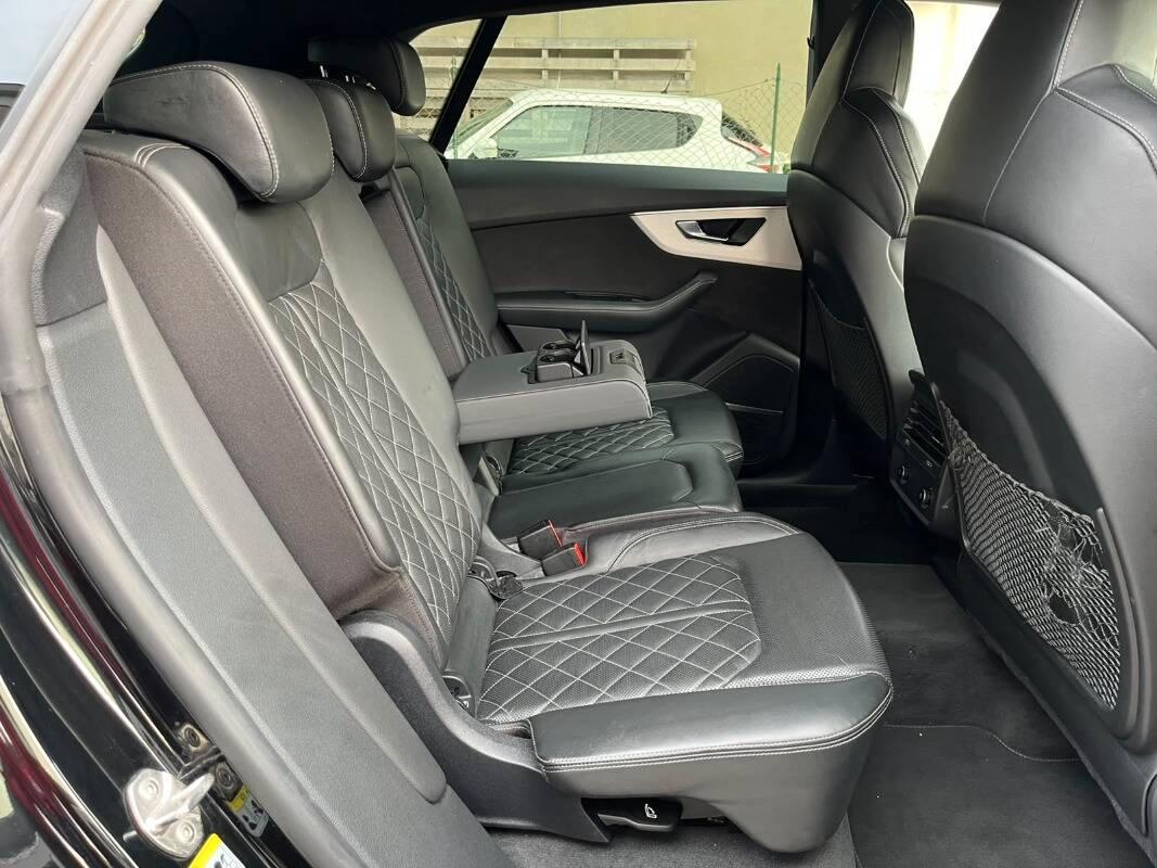 Audi Q8 50 3.0 tdi mhev quattro tiptronic