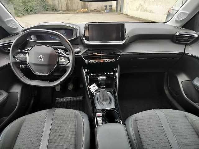 Peugeot 208 PureTech 100 Allure Pack