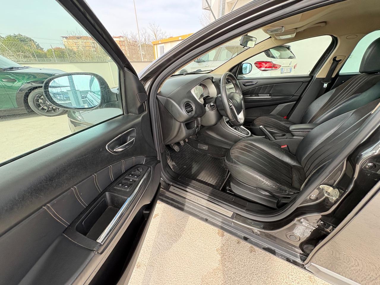 Lancia Delta 2.0 MJT DPF Oro