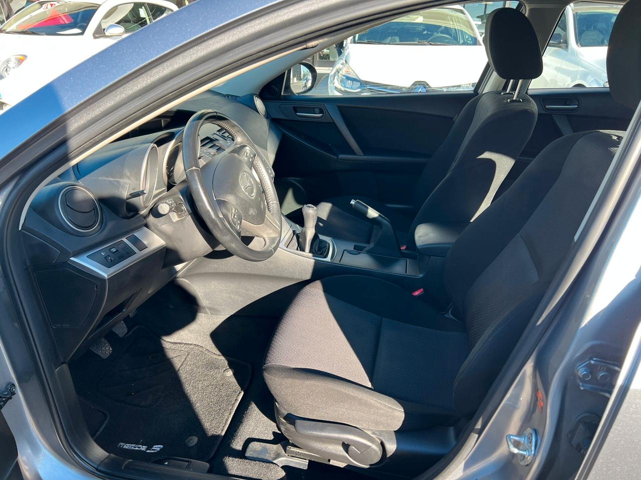 Mazda 3 Mazda3 1.6 MZ-CD 109 CV 5p. Advanced *neopatentati*