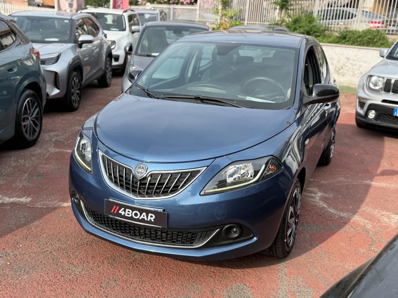 Lancia Ypsilon 1.0 hybrid