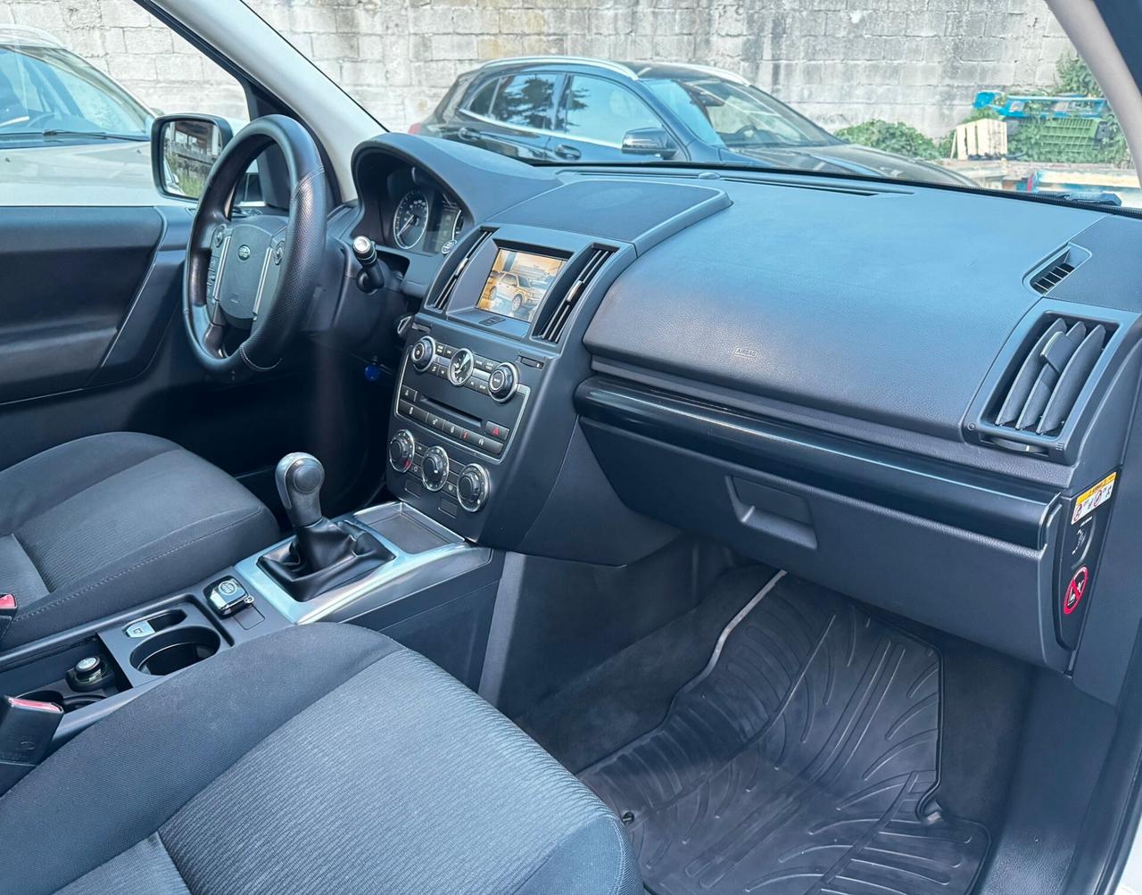 Land Rover Freelander 2.2 eD4 2WD S.W. SE